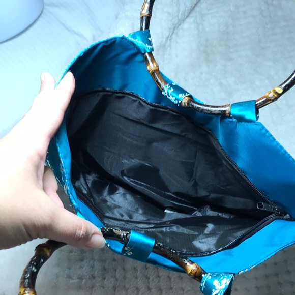 Asian inspired blue purse - Picture 3 of 3